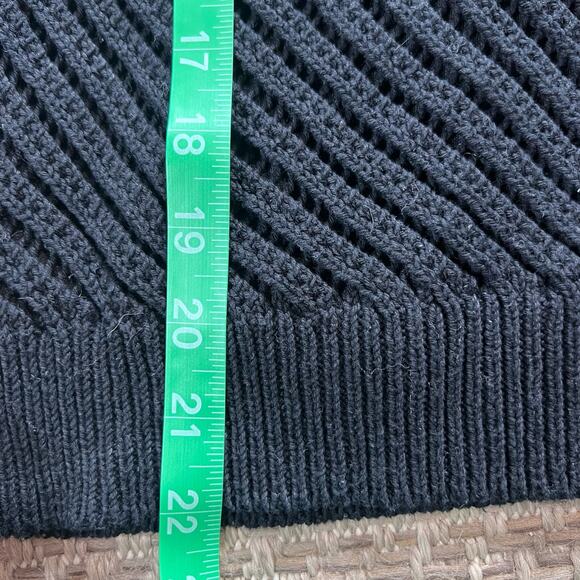 Simply Vera Wang Knit tank top sz S - Picture 5 of 6